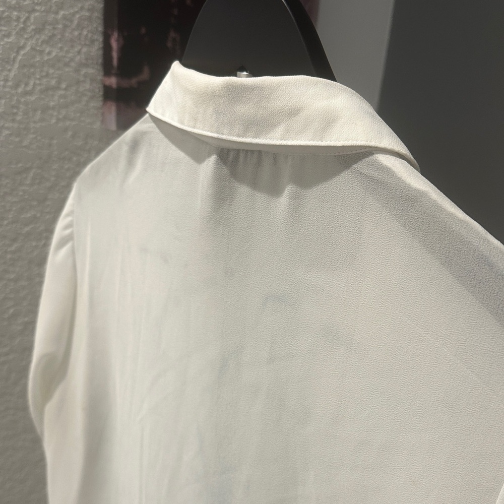 cleo White Longline Button-Front Tunic - Picture 5 of 6